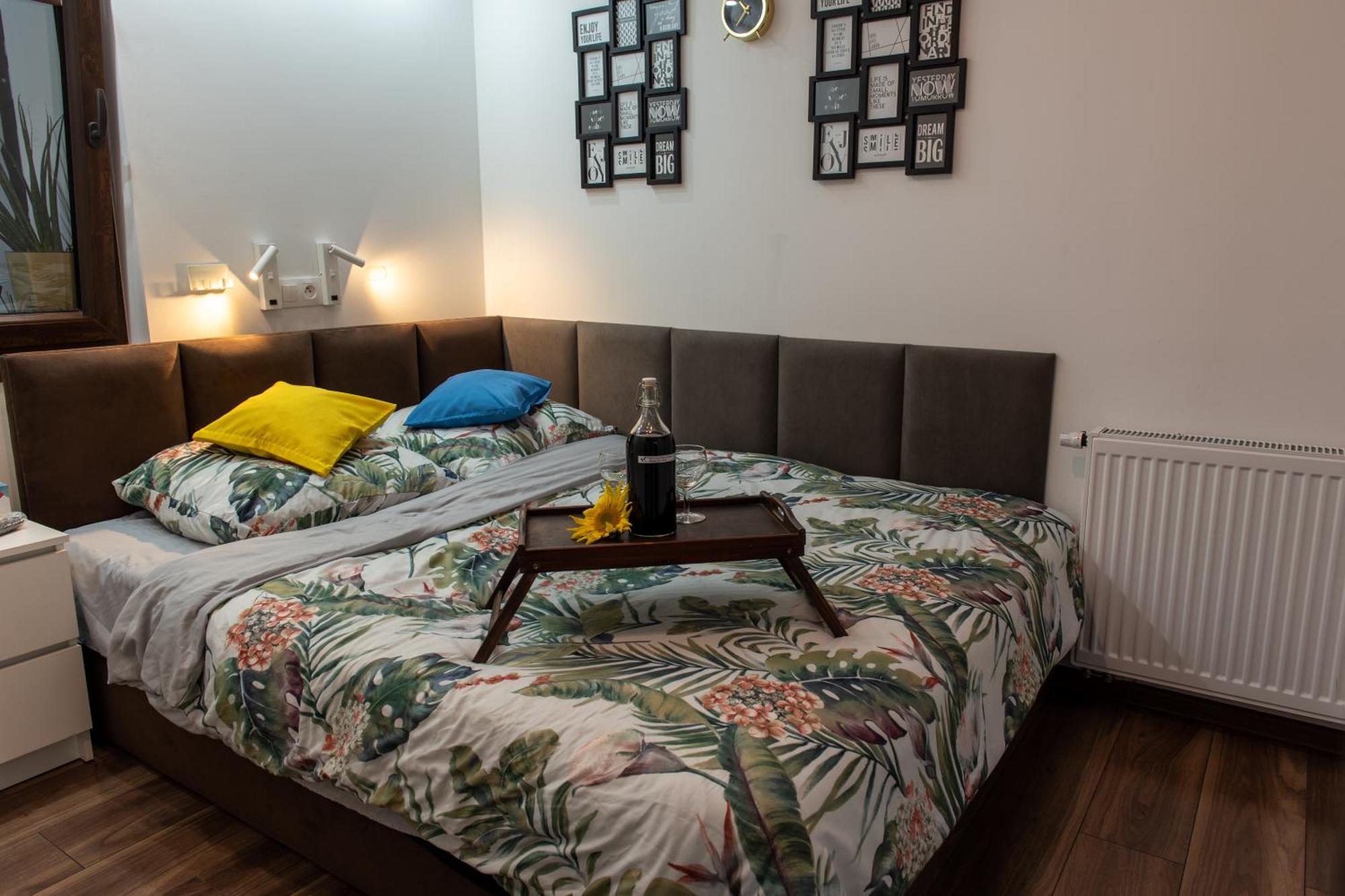 Apartament Crooked Stairs Zielona Góra Zewnętrze zdjęcie