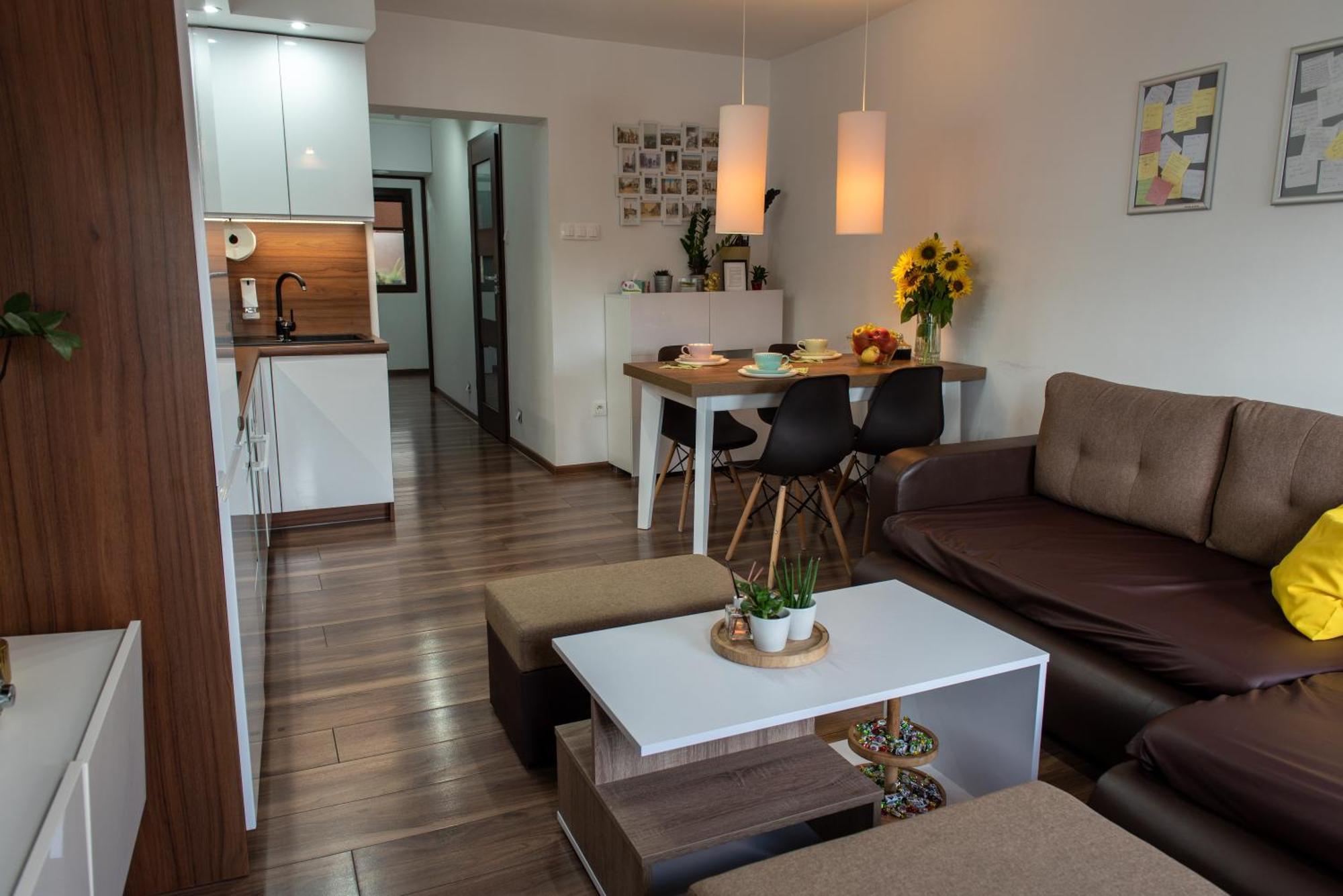 Apartament Crooked Stairs Zielona Góra Zewnętrze zdjęcie