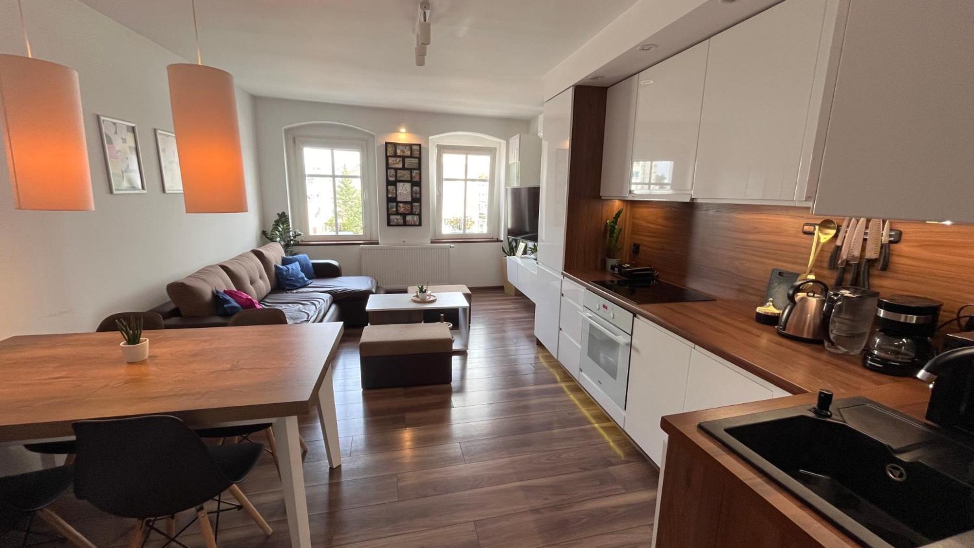 Apartament Crooked Stairs Zielona Góra Zewnętrze zdjęcie