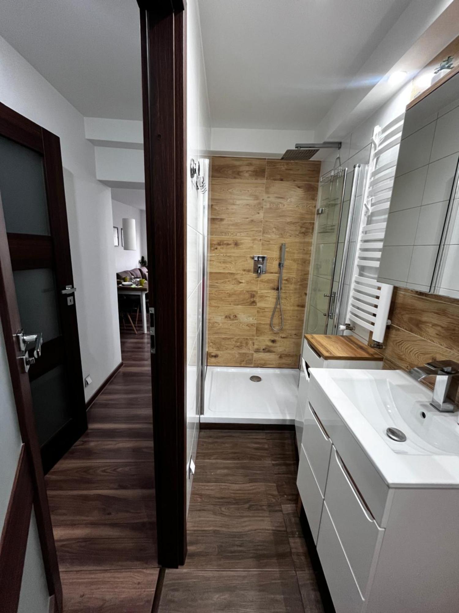 Apartament Crooked Stairs Zielona Góra Zewnętrze zdjęcie